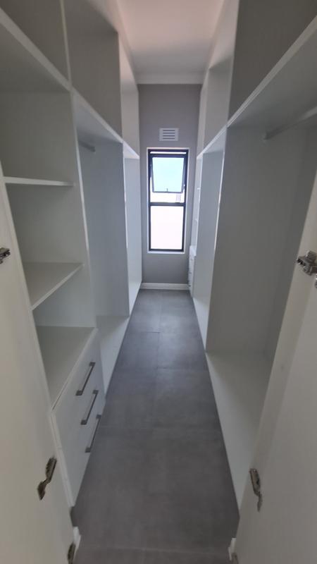 3 Bedroom Property for Sale in Sunningdale Western Cape